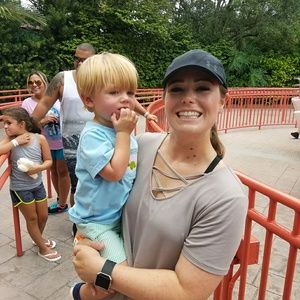 Meet your Posher, Courtney